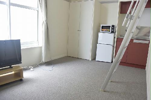 居室・リビング　2階以上は絨毯です。