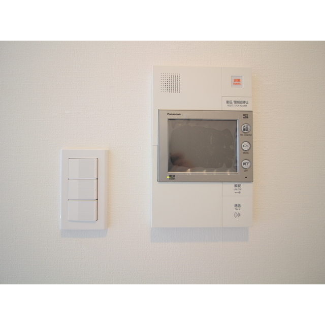 セキュリティ　写真は同タイプ住居です。