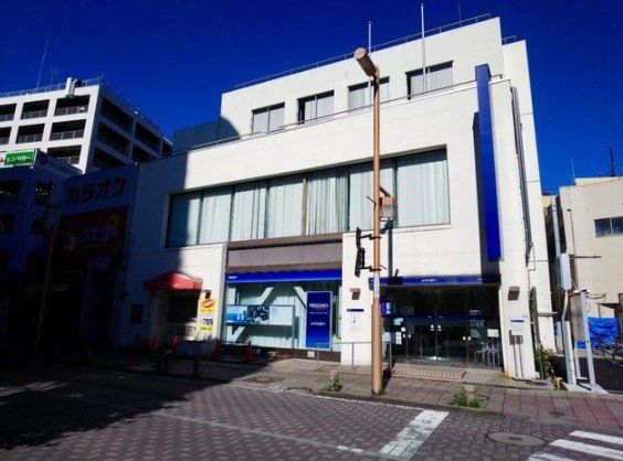 銀行　みずほ銀行小山支店（銀行）まで1090m