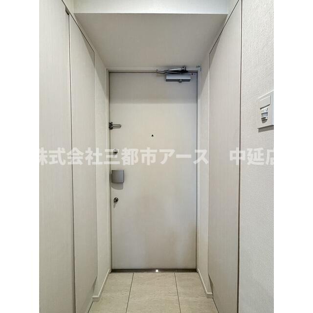 玄関　コンフォリア・リヴ大崎