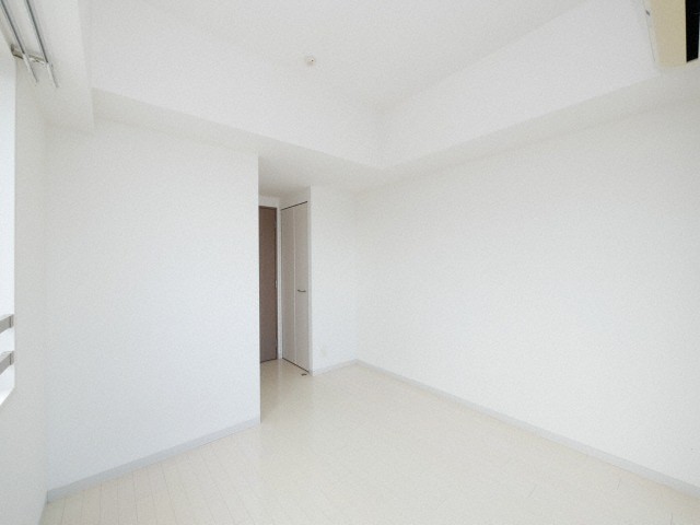 居室・リビング　明るい洋室です