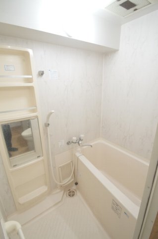 バス・シャワールーム　※別部屋の参考写真となります※現況優先※