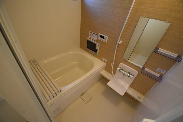 バス・シャワールーム　Wisteria Mitsumata