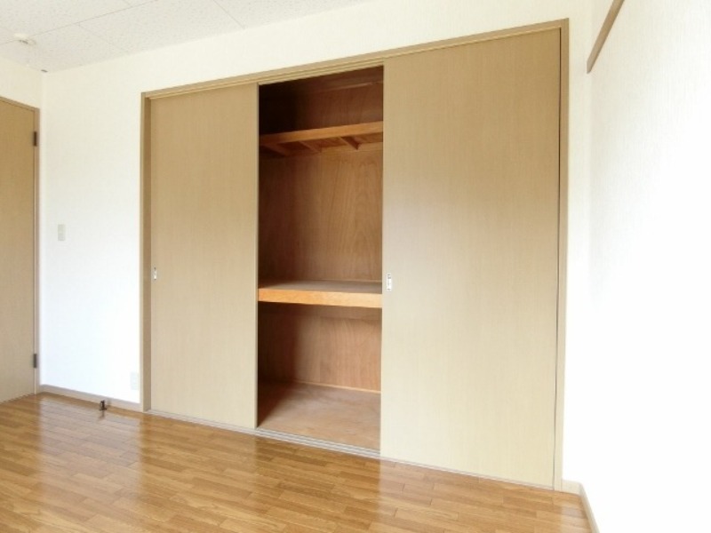 収納　図面と現状に相違がある場合には現状を優先