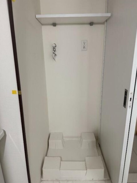その他設備　同タイプ別部屋参考写真（室内洗濯機置場）