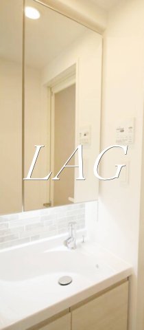 洗面設備　洗面台になります。