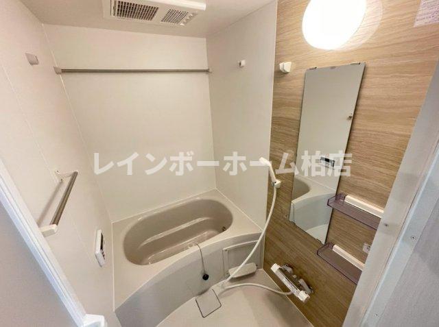 バス・シャワールーム　同施工参考写真。