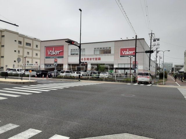 ショッピングセンター　スーパーマーケットバロー大坪店（ショッピングセンター）まで977m