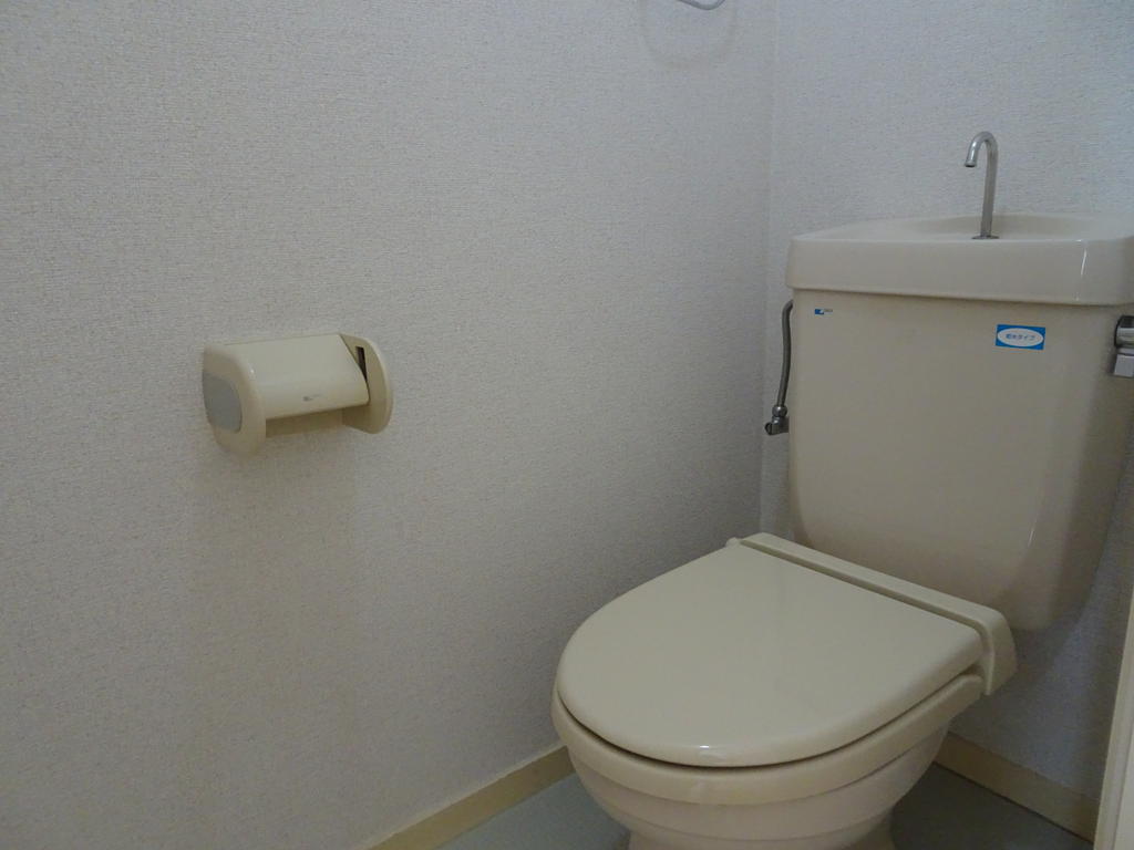 トイレ　トイレウォシュレット付です