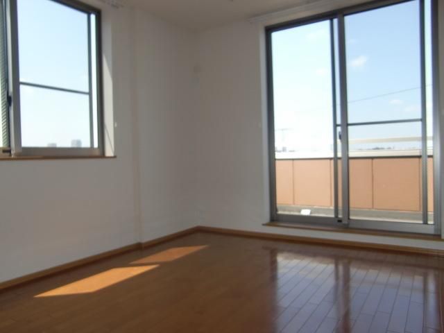 その他部屋・スペース　２面採光で明るいお部屋