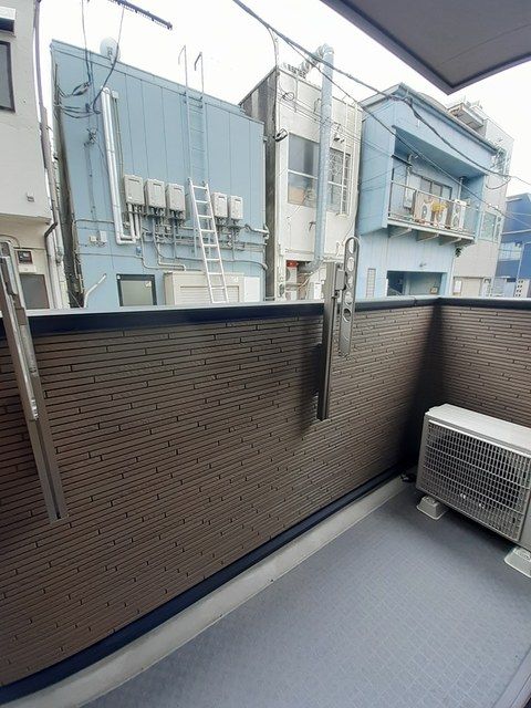 バルコニー
