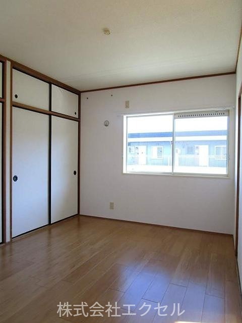 その他部屋・スペース　フローリングの室内です。