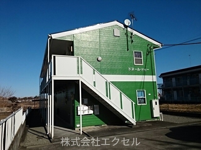 建物外観　閑静な住宅街です。