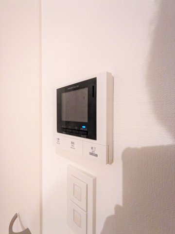 セキュリティ　モニター付きインターホンです