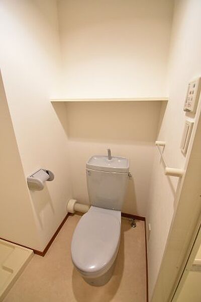 トイレ　（別タイプ参考写真）クレアシオン後楽園　　文京区本郷1