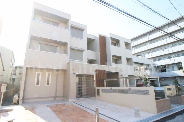 建物外観　シンプルで洗練されたデザインが毎日の暮らしに心地よさをプラス