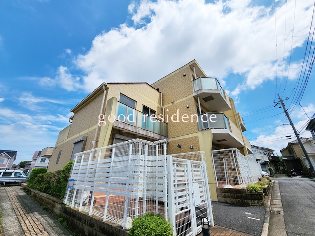 建物外観　【駅まで平坦！閑静な住宅街♪】オススメ物件です！