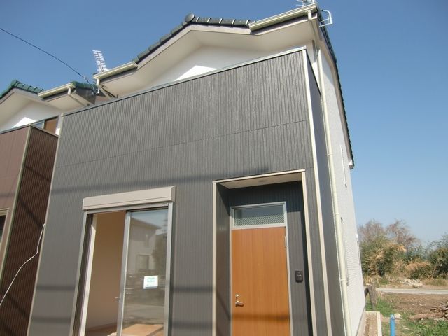 建物外観　日当たりの良い外観