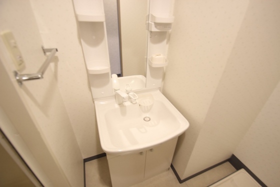 洗面設備　※別部屋の写真です