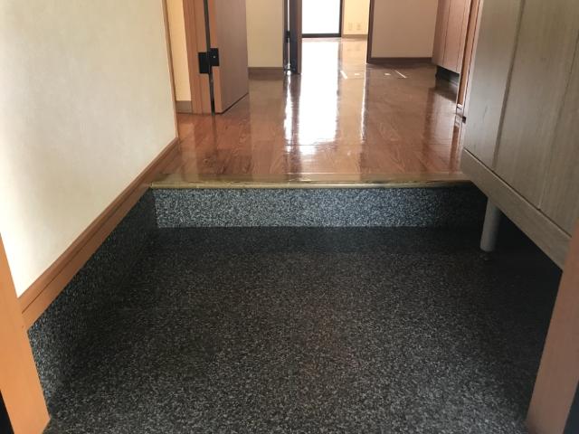 玄関　玄関