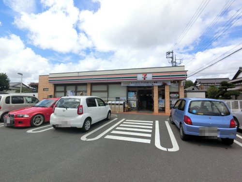 コンビニ　セブンイレブン 三里塚店（コンビニ）まで442m