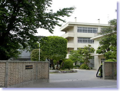 中学校　さいたま市立岩槻中学校（中学校）まで600m