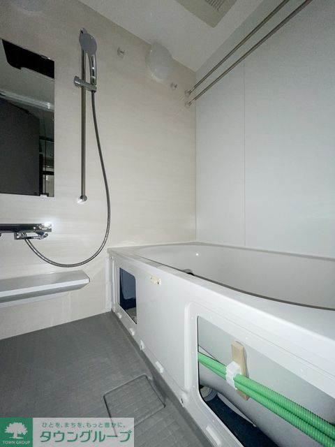 バス・シャワールーム　※写真は同タイプ住戸です。