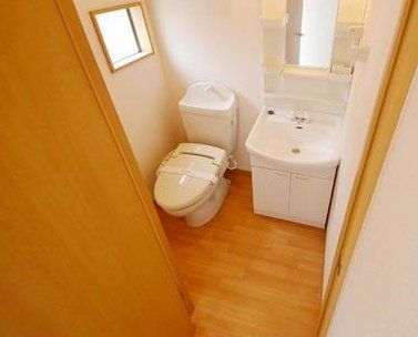 トイレ　別部屋イメージ