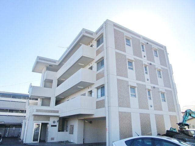建物外観　☆お部屋探しはタウンハウジング本厚木店へ☆