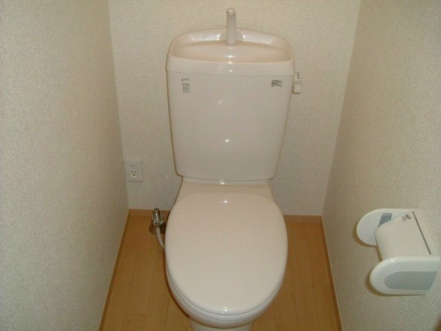 トイレ　別号室参考写真