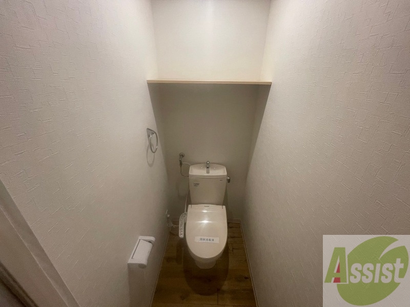 トイレ　トイレです。ウォシュレット付を探している方、おすすめです。