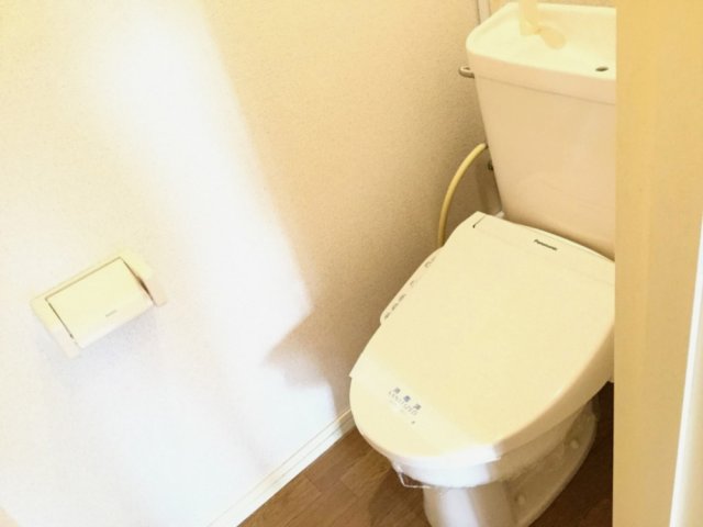トイレ　※イメージ　同物件別号室の写真