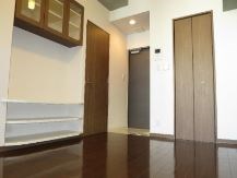 居室・リビング　※参考写真（同物件別部屋です)