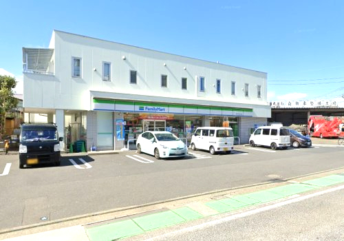 コンビニ　ファミリーマート 厚木もとちょう店（コンビニ）まで542m