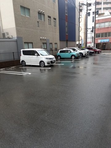 駐車場　駐車スペースもあります