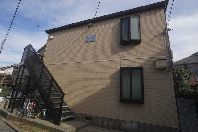 建物外観　閑静な住宅地でゆったりライフスタイルを満喫してください♪