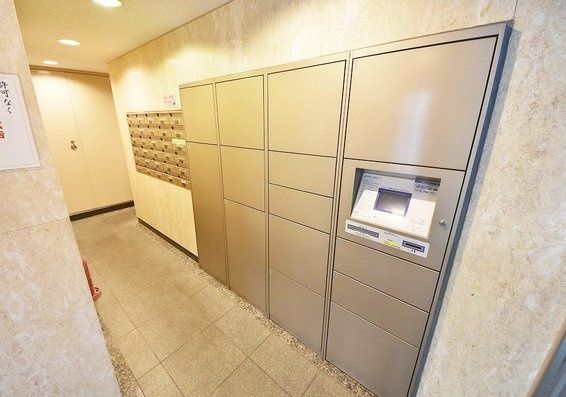 その他共有部分　宅配ボックスもあります♪