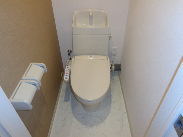 トイレ　シャワー付トイレ