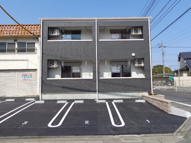建物外観　外観写真（昼）