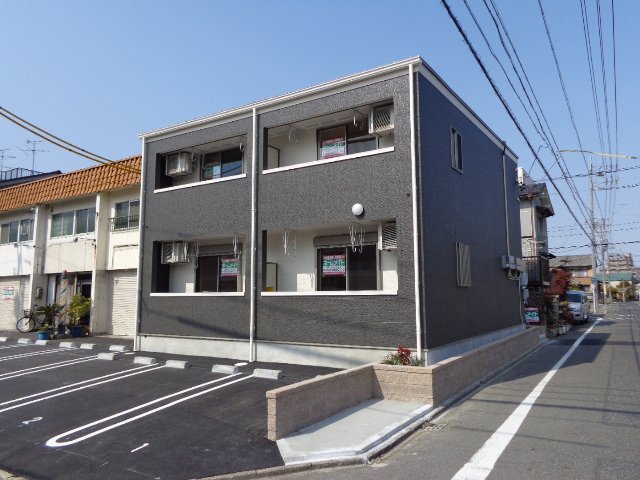 建物外観　外観写真（昼）