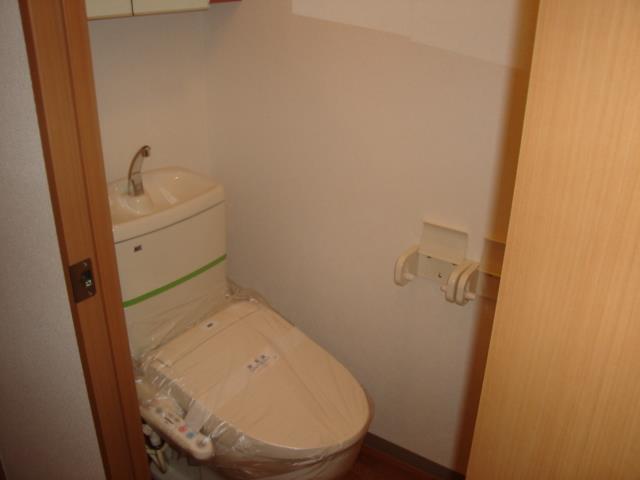 トイレ　ＷＣ(温水洗浄便座)