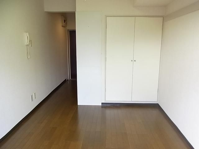 居室・リビング　洋室フローリングのお部屋です