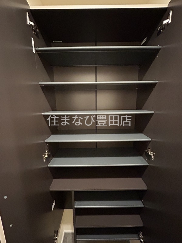 収納　同型完成モデル