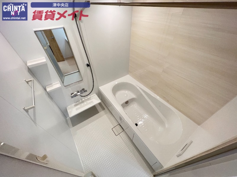 バス・シャワールーム　同タイプの部屋写真です