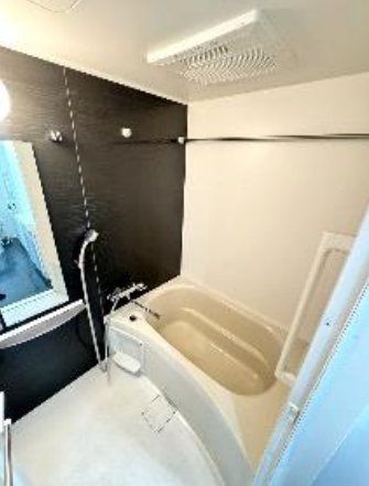 バス・シャワールーム　※同タイプの別のお部屋です。