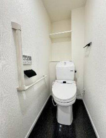 トイレ　※同タイプの別のお部屋です。