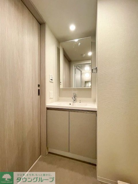 洗面設備　※写真は同タイプ住戸です。