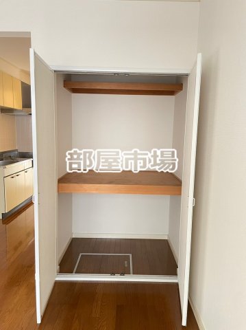 収納　押入れ