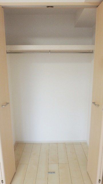 収納　お問合せは(株)タウンハウジング東京へ