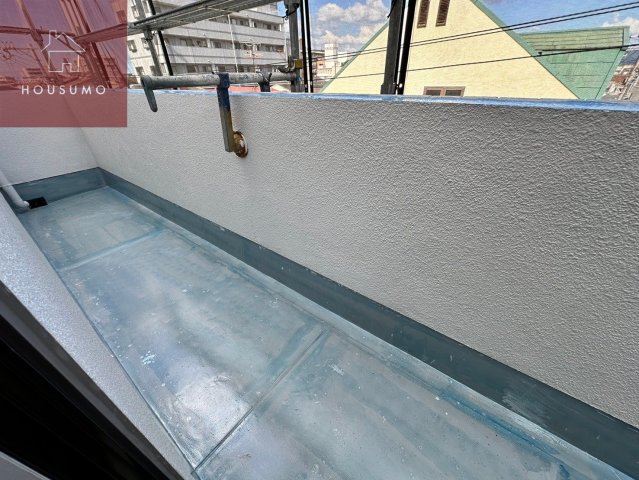 バルコニー　バルコニーからの眺めを楽しみながら食事をしませんか